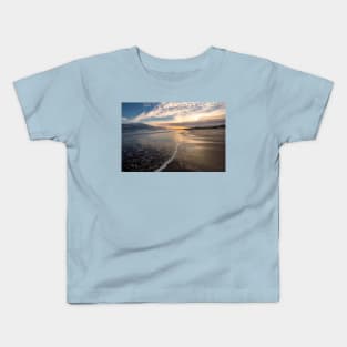 December daybreak at Druridge Bay Kids T-Shirt